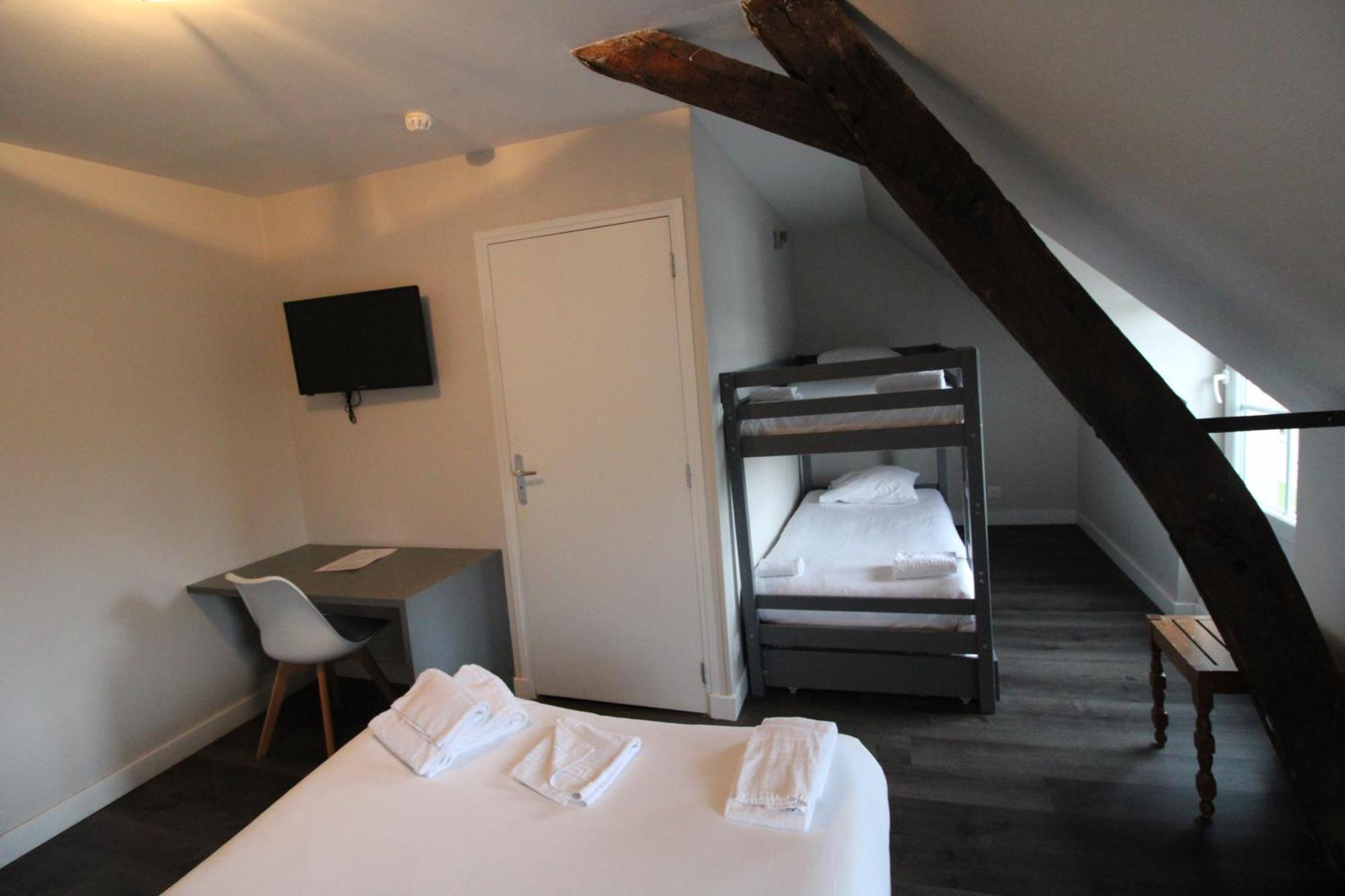 Hotel Casabianca Мулен Экстерьер фото
